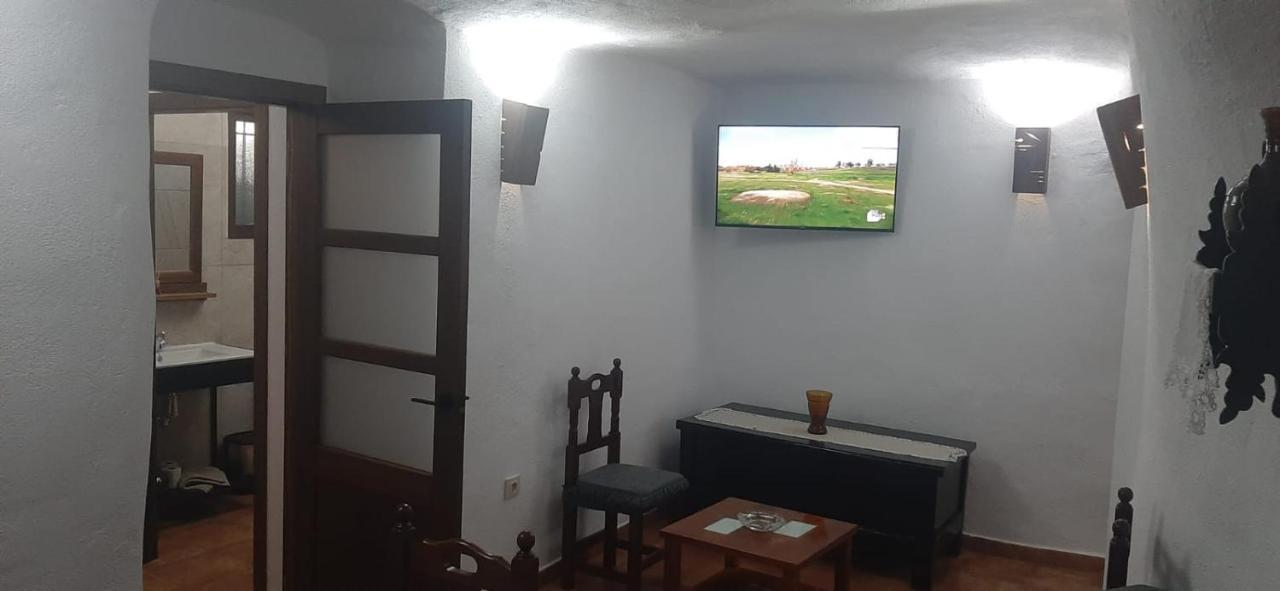 Гостевой дом Casa Cueva El Almendro Пегалахар Экстерьер фото